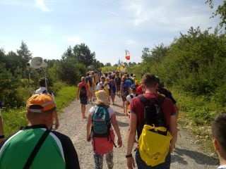 Szliśmy tzw. 'skrótem' omijający Olkusz, który w sumie był dłuższy od pierwotnego szlaku