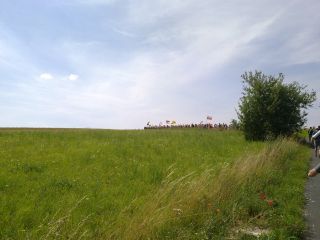 Przez pola, łąki…