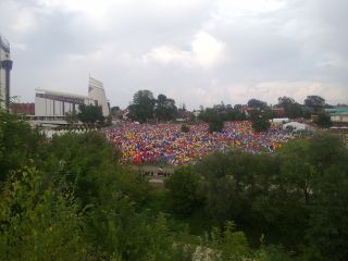 Cały plac praktycznie zapełniony