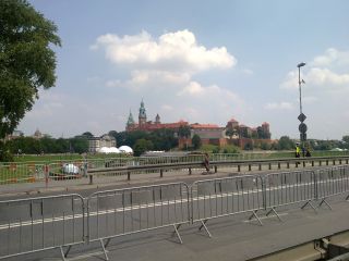 Widok na Wawel z mostu Dębnickiego